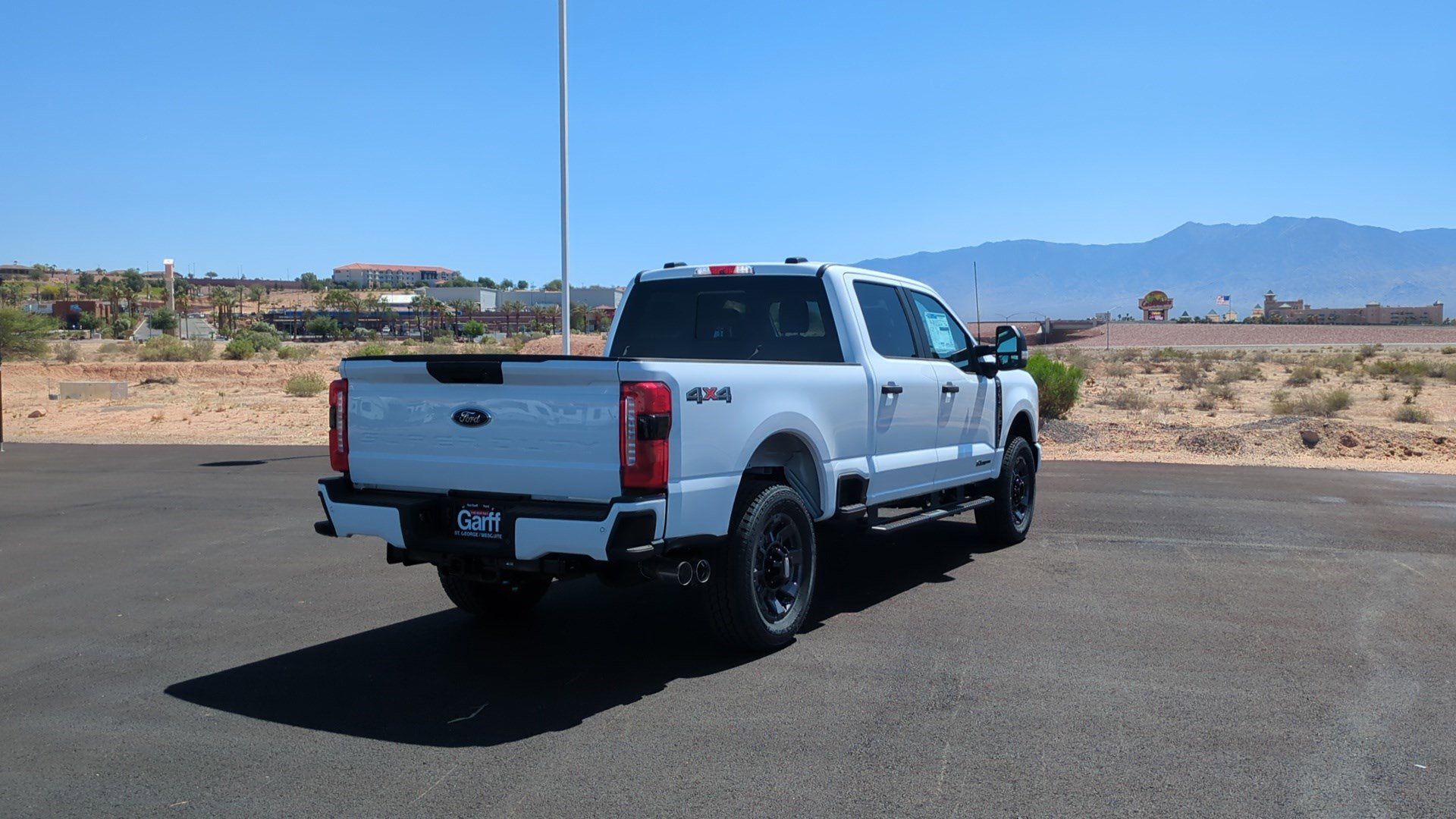 2025 Ford F-350 XL photo 3