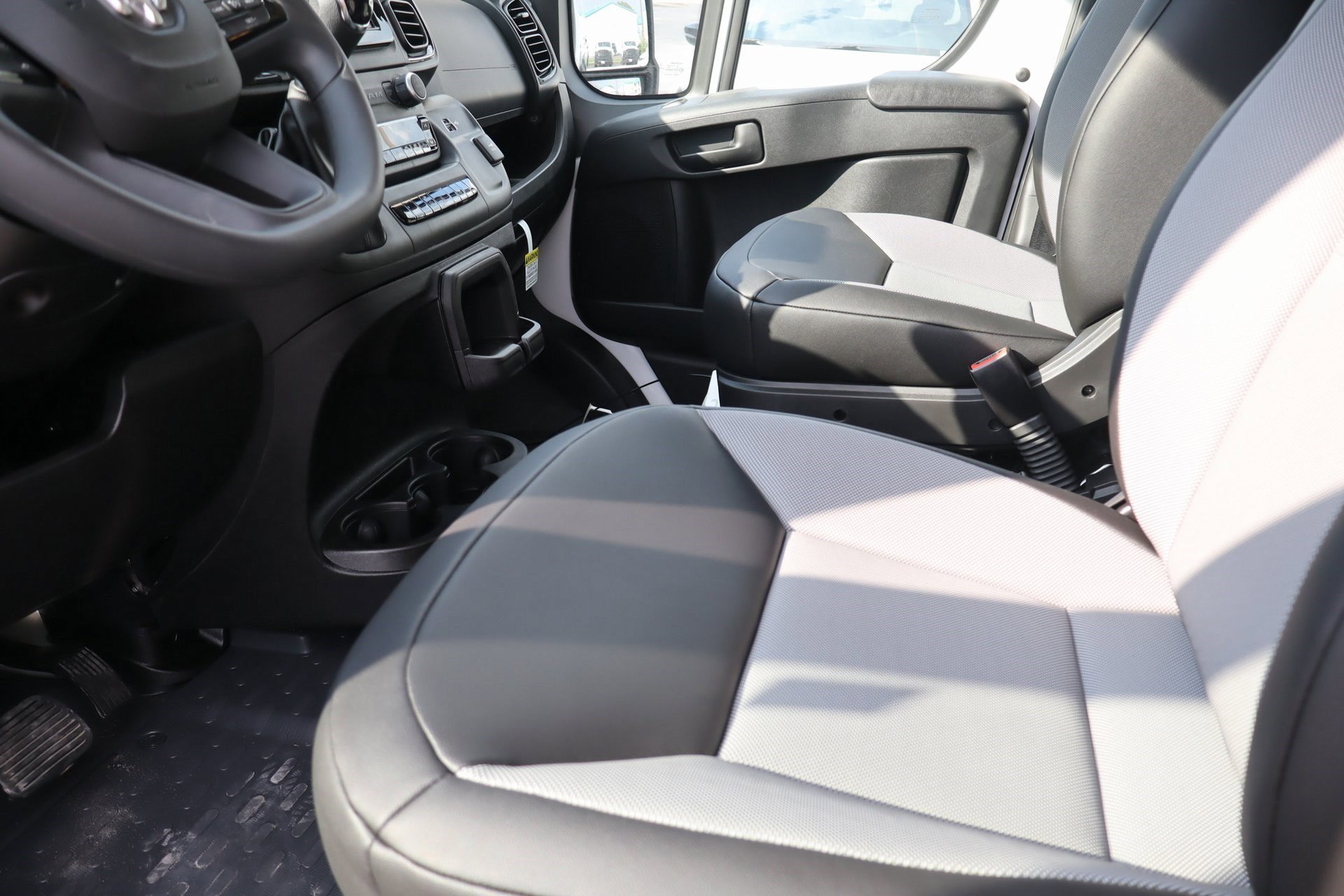 2026 Ram ProMaster 1500 photo 15