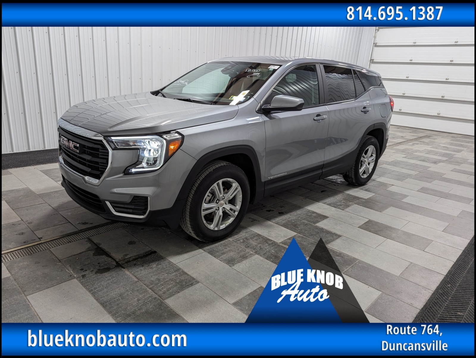Used 2024 Sterling Metallic GMC SLE image 1