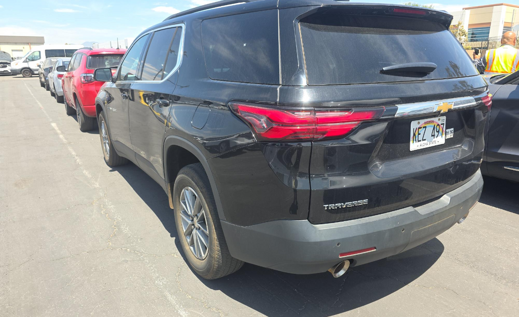 2023 Chevrolet Traverse Cloth 1LT photo 2