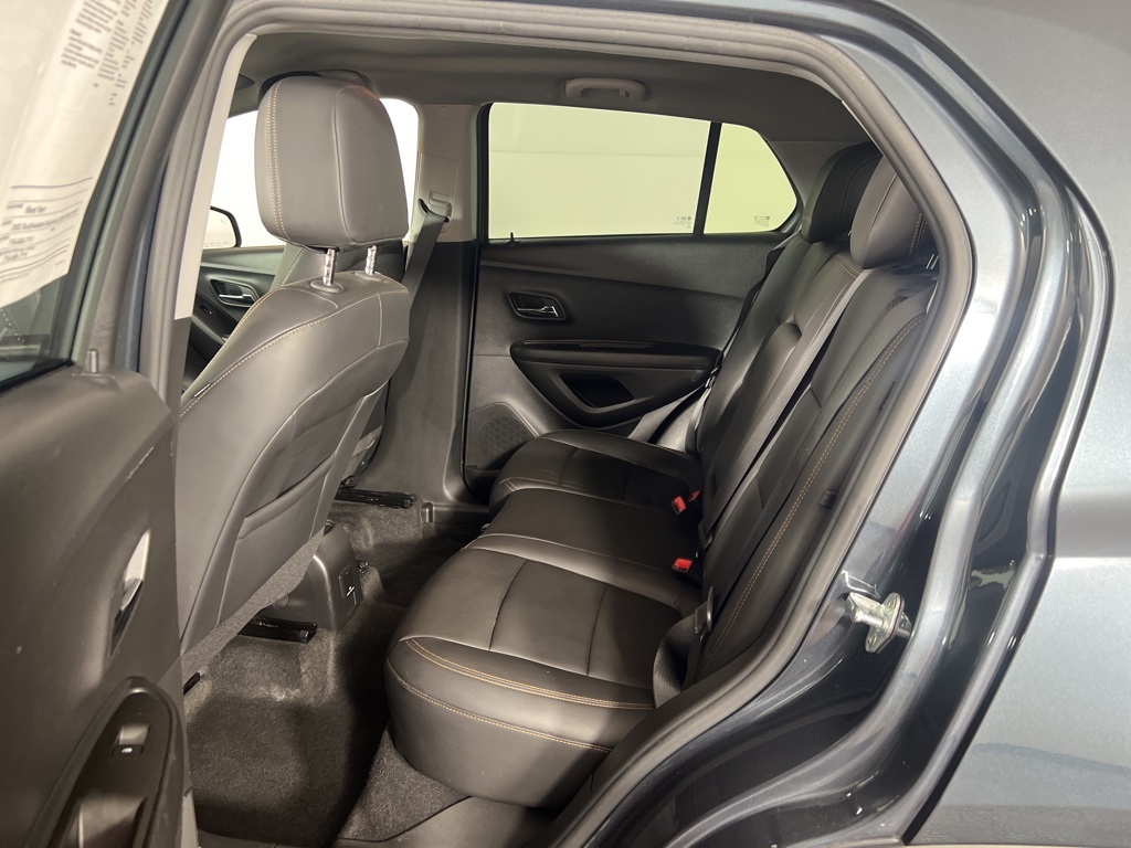 2022 Chevrolet Trax LT photo 9