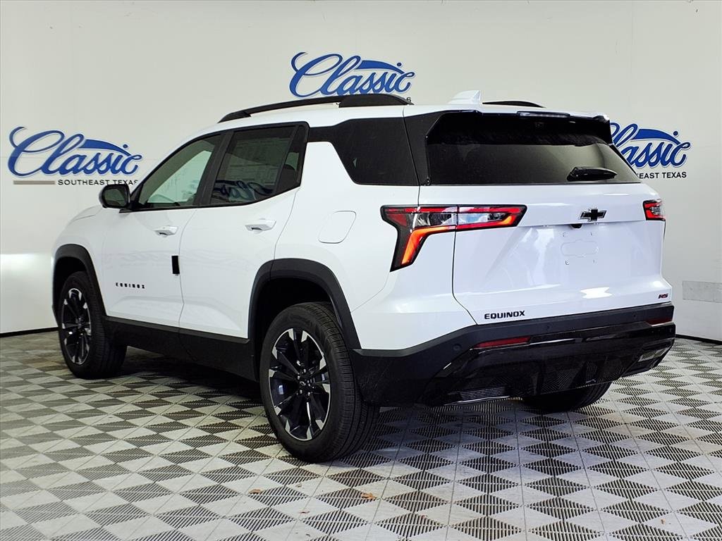 2026 Chevrolet Equinox RS photo 2