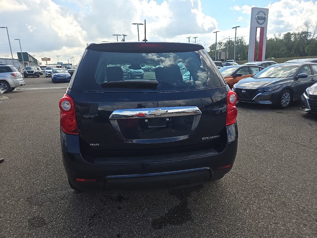 2015 Chevrolet Equinox LS photo 6