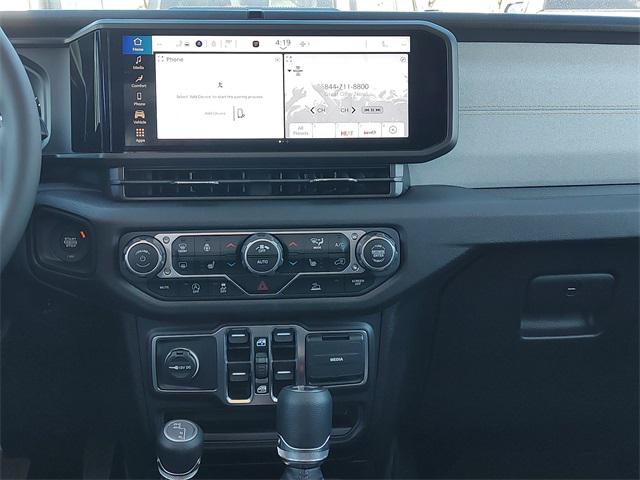 2025 Jeep Wrangler Sport S photo 11