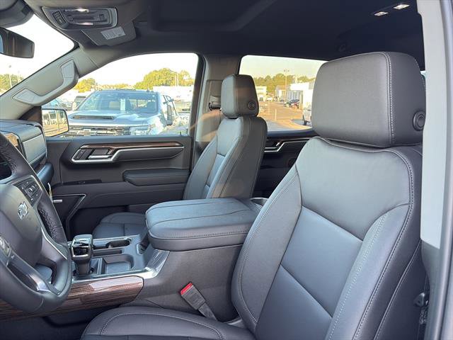 2026 Chevrolet Silverado 1500 RST photo 12