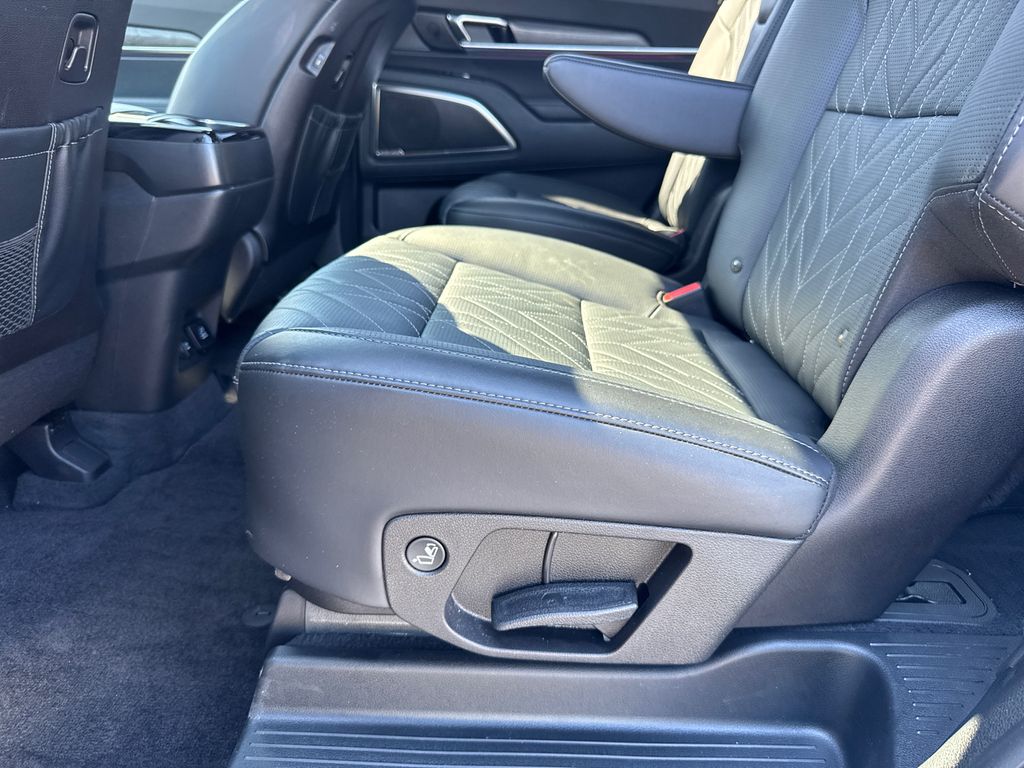 2024 Kia Telluride X-Line photo 21