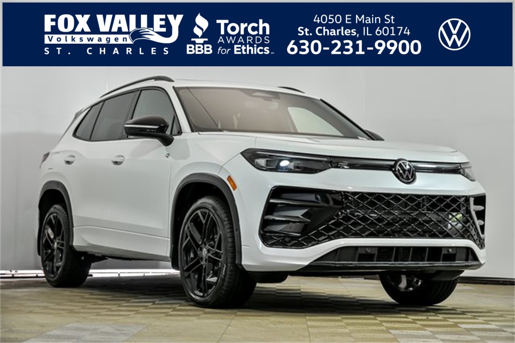 2026 Volkswagen Tiguan SE R-LINE BLACK's photo