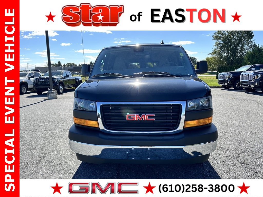2025 Gmc Savana Passenger 2500 LT photo 4