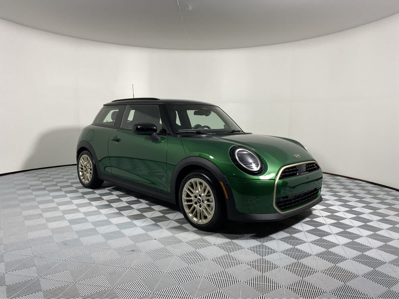 New 2025 MINI Hardtop 2 Door FWD Iconic in New York #C250064 MINI of