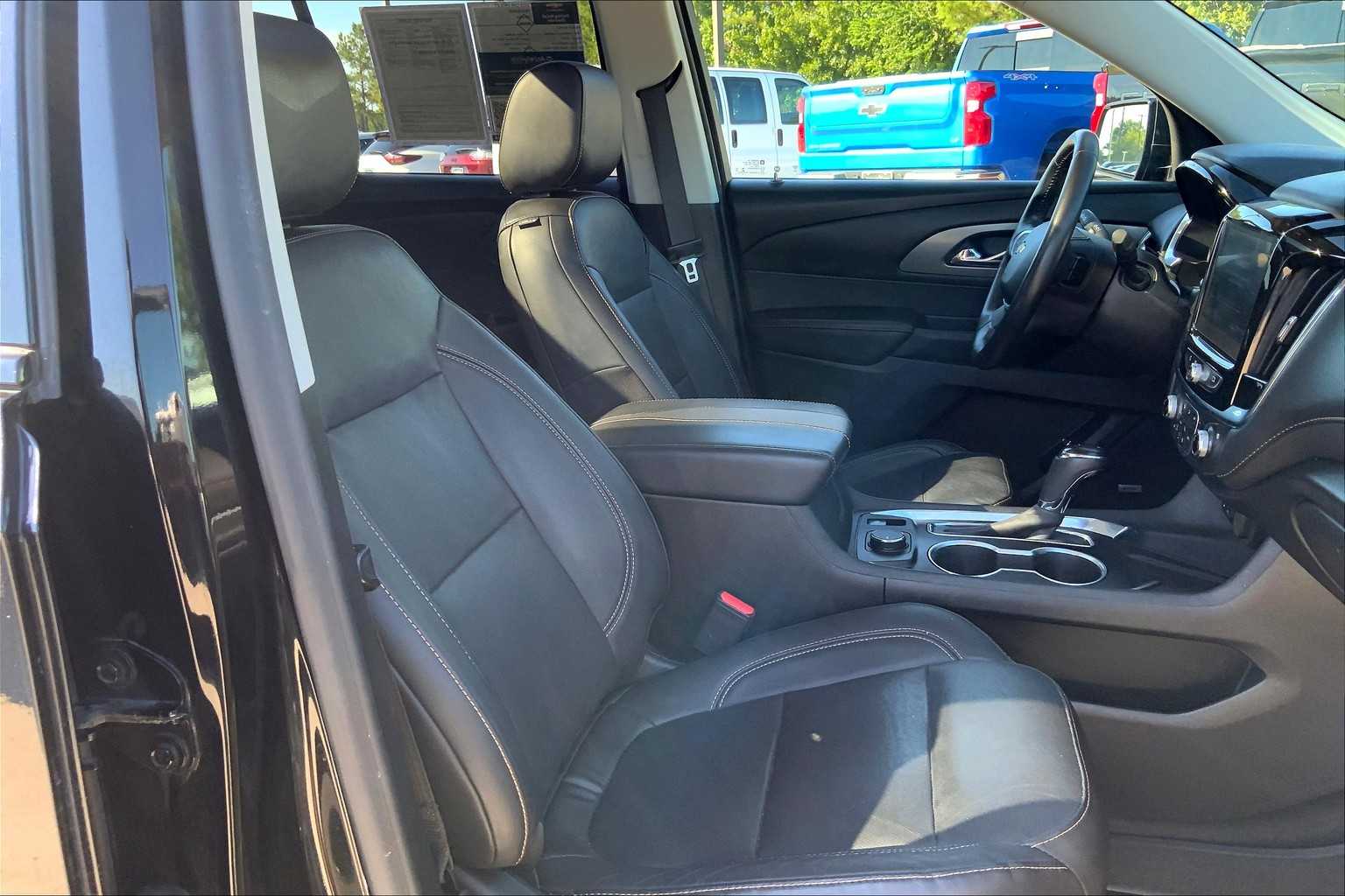 2020 Chevrolet Traverse Premier photo 8