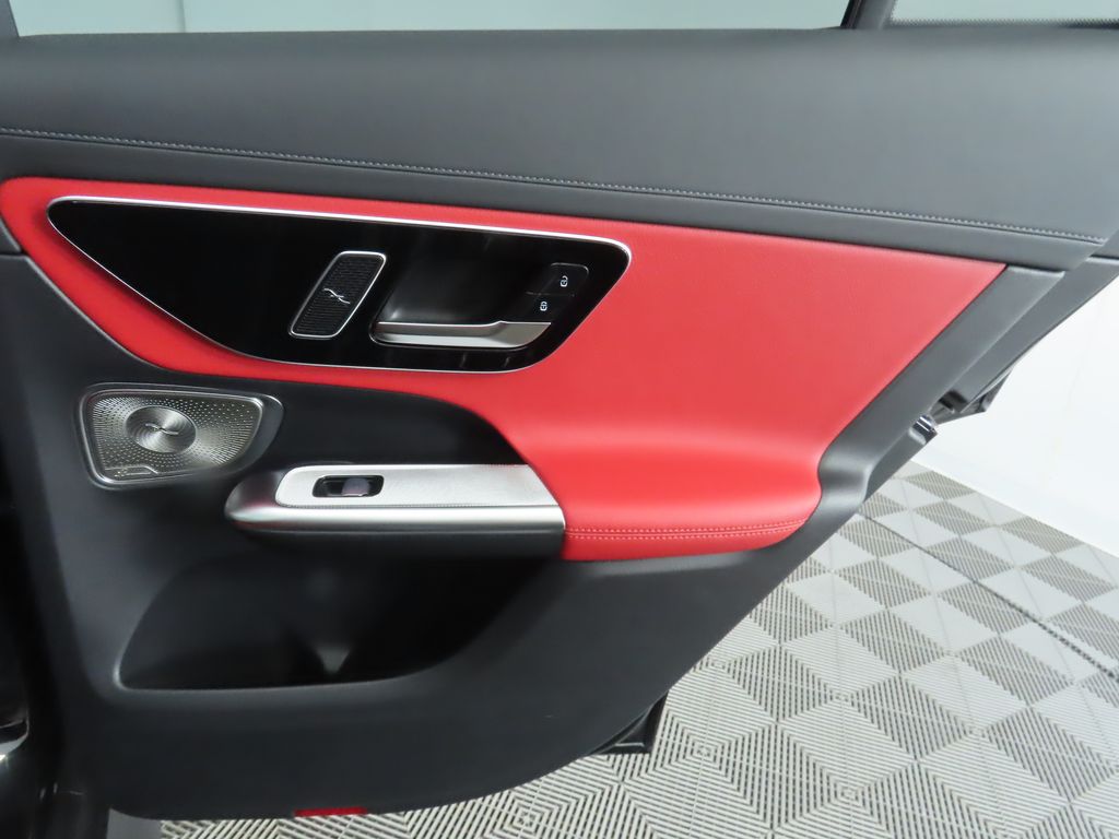 2026 Mercedes Benz GLC 300 photo 24