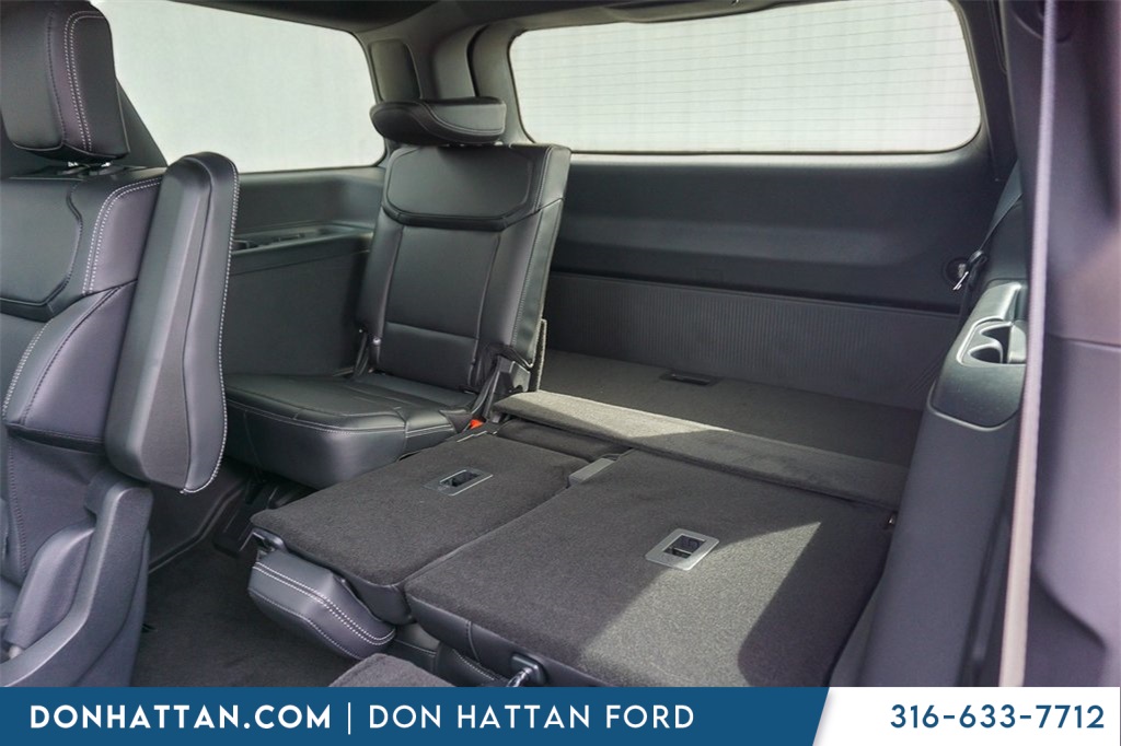 2025 Ford Expedition Platinum photo 24