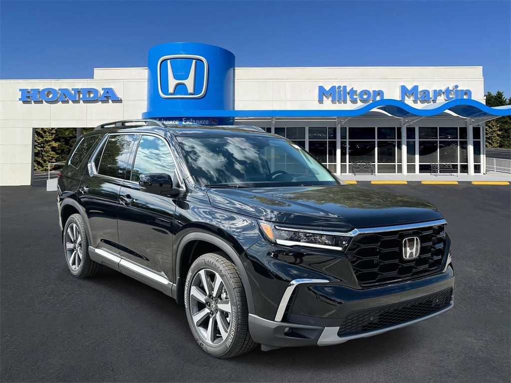 2025 Honda Pilot Touring's photo