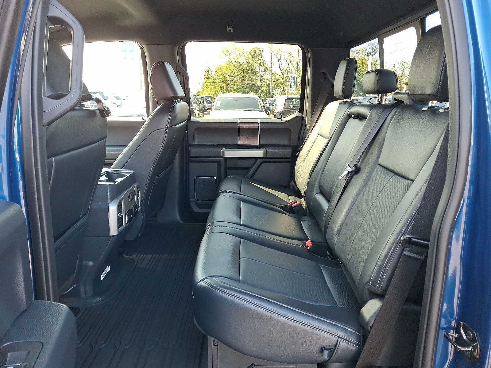 2022 Ford F-250 Lariat photo 10