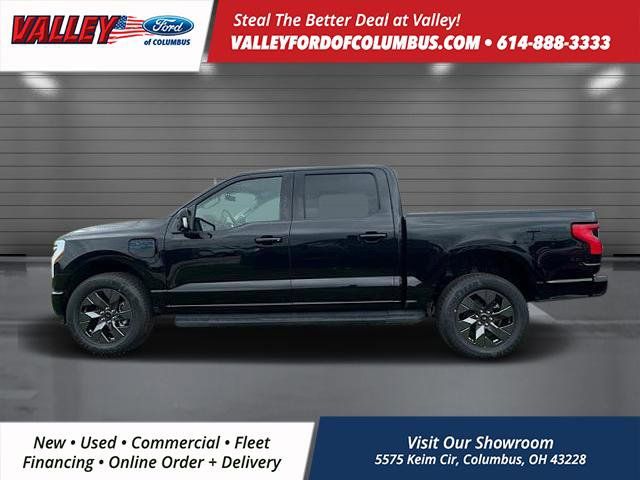2025 Ford F-150 Lightning photo 4