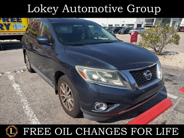 2016 Nissan Pathfinder SL