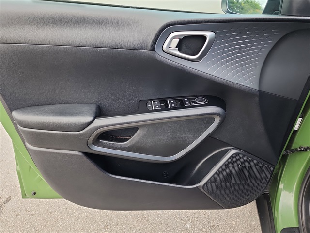 2020 Kia Soul EX photo 9