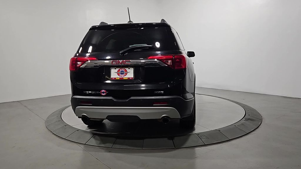 2017 Gmc Acadia SLT photo 4
