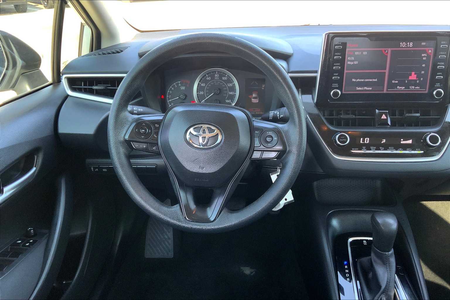 2020 Toyota Corolla LE photo 5