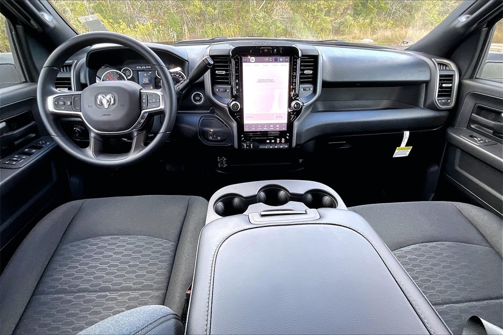 2026 Ram 2500 Tradesman photo 4