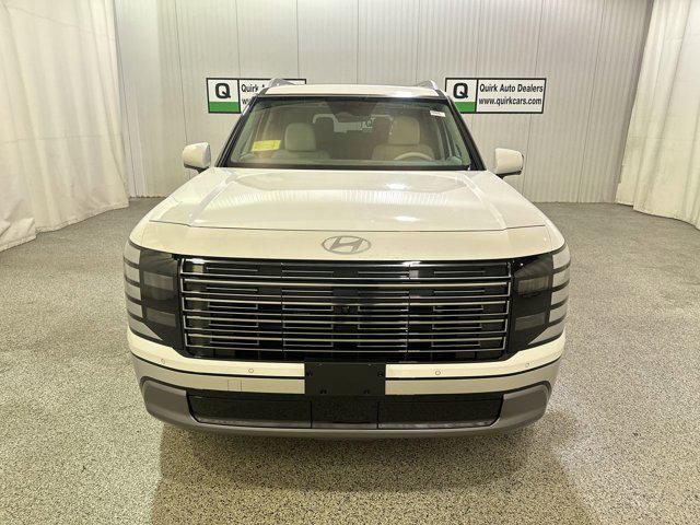 2026 Hyundai Palisade Limited photo 2