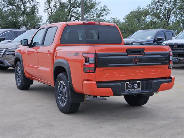 2025 Nissan Frontier Crew Cab PRO-4X photo 4