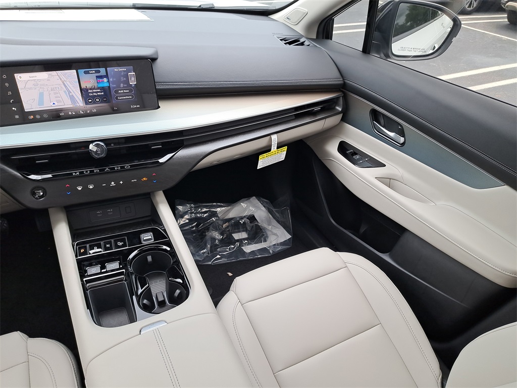2025 Nissan Murano SL photo 16