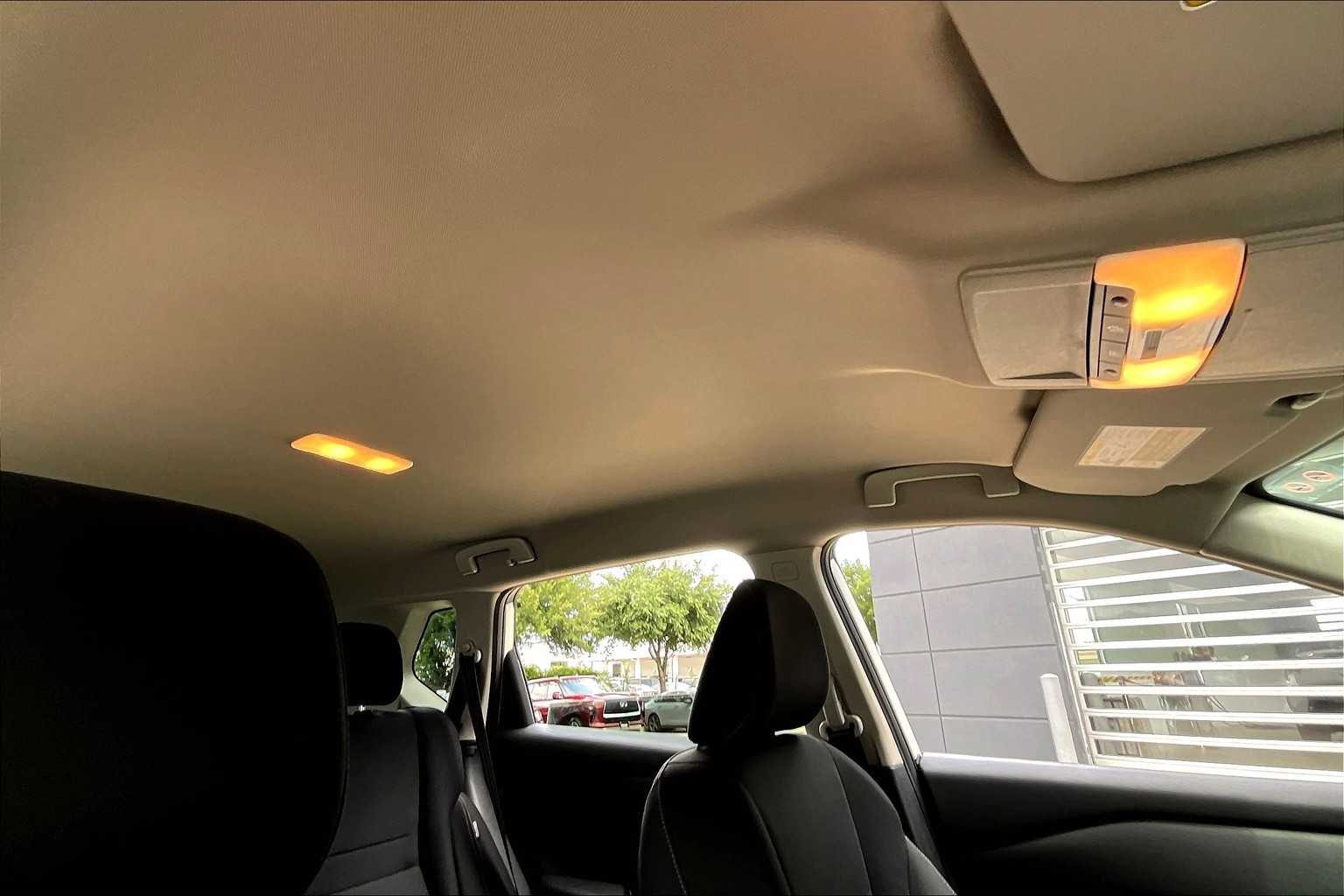 2024 Nissan Rogue S photo 12