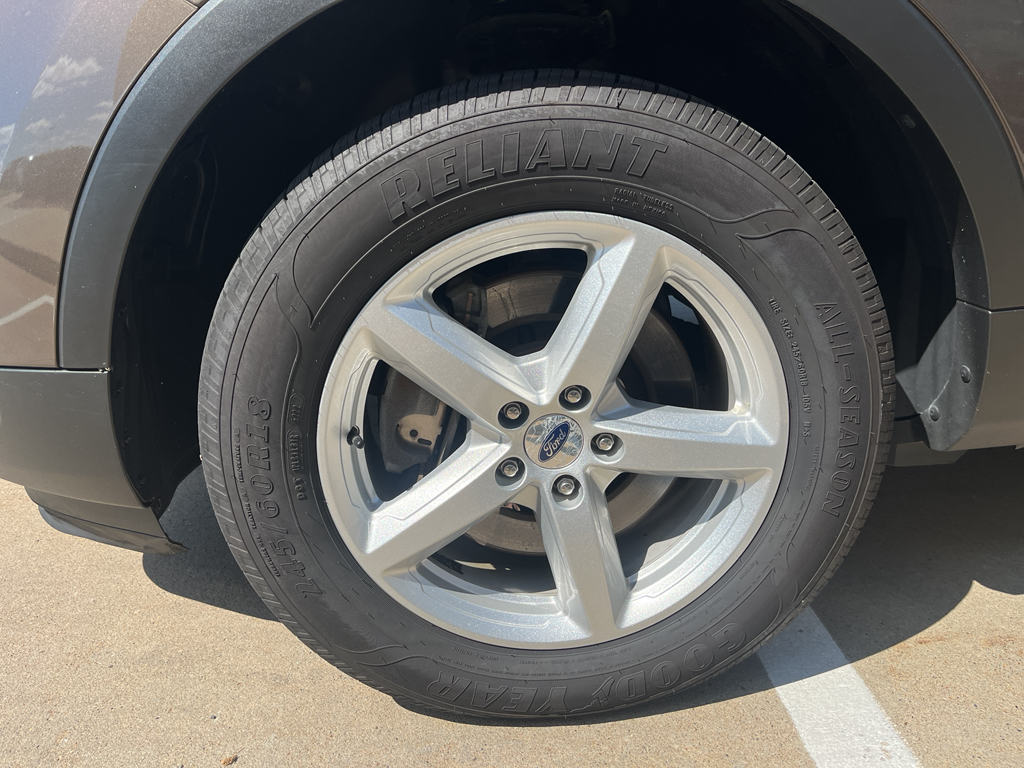 2016 Ford Explorer XLT photo 11