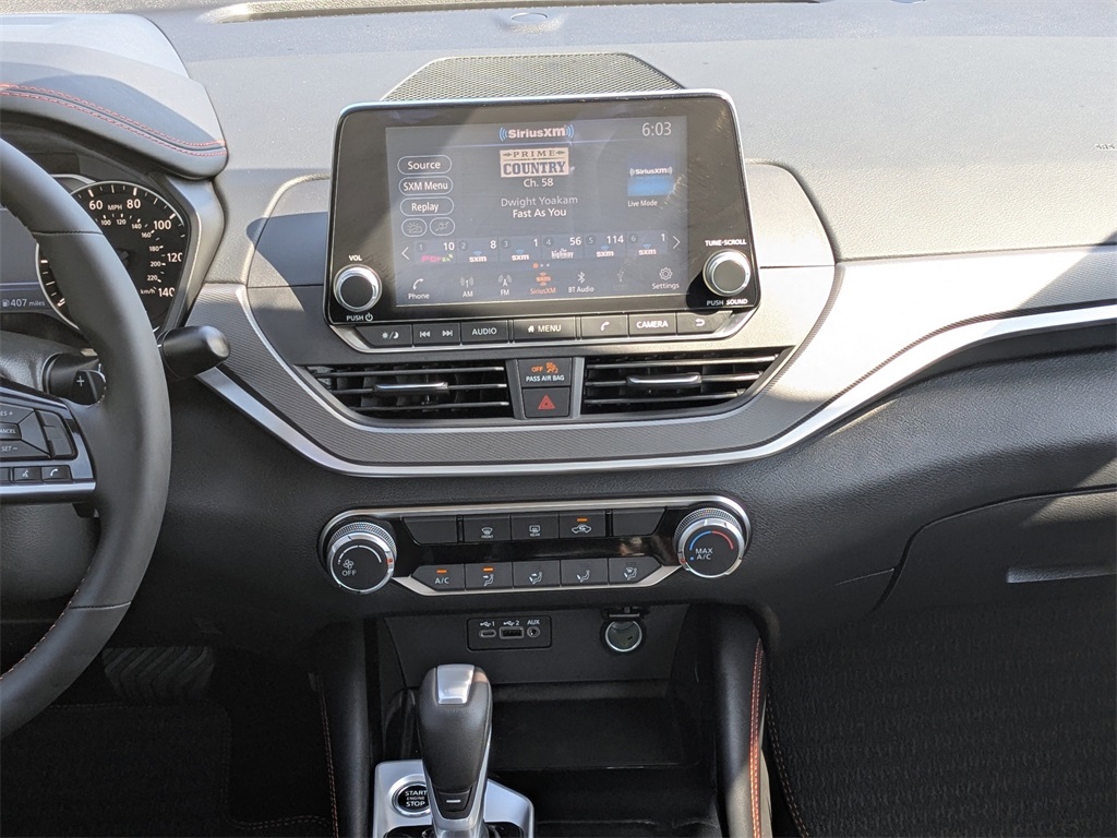 2025 Nissan Altima 2.5 SR photo 17