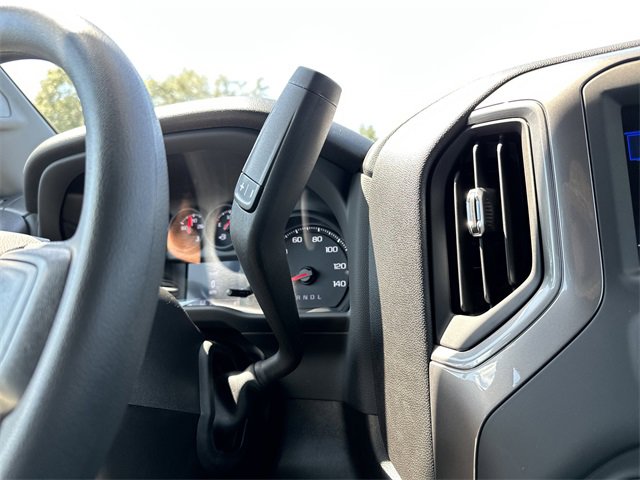 2026 Chevrolet Silverado Custom photo 22
