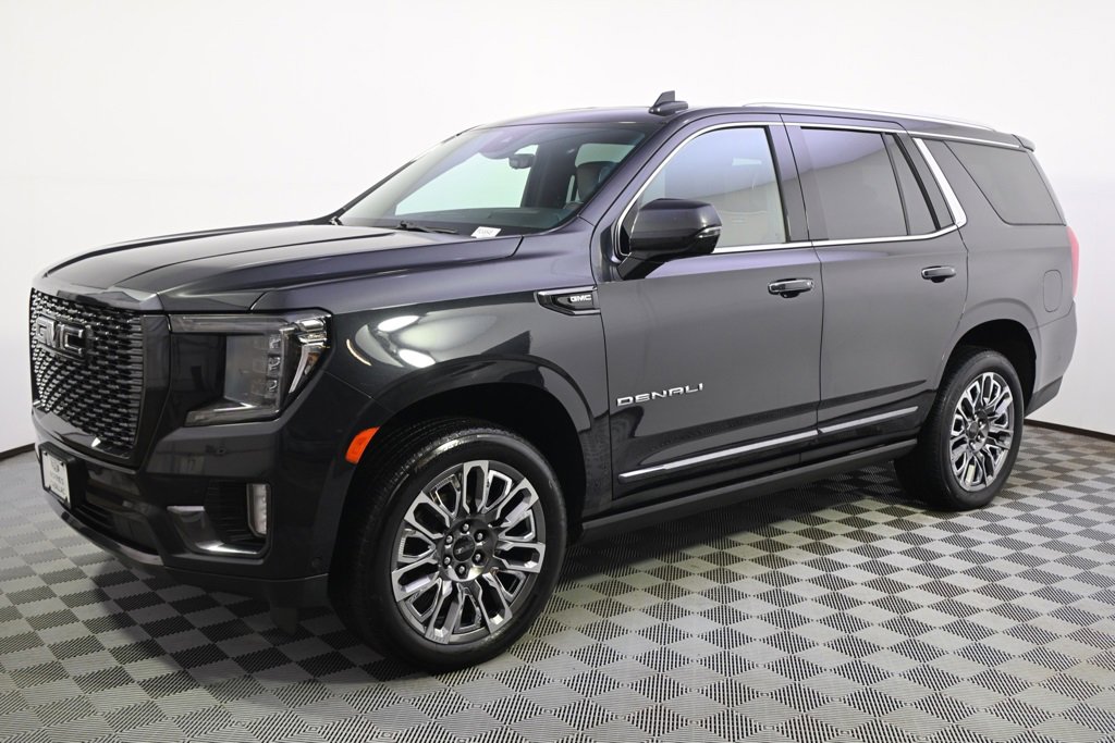 Used 2023 GMC Yukon Denali Ultimate with VIN 1GKS2EKL6PR249548 for sale in Minneapolis, Minnesota
