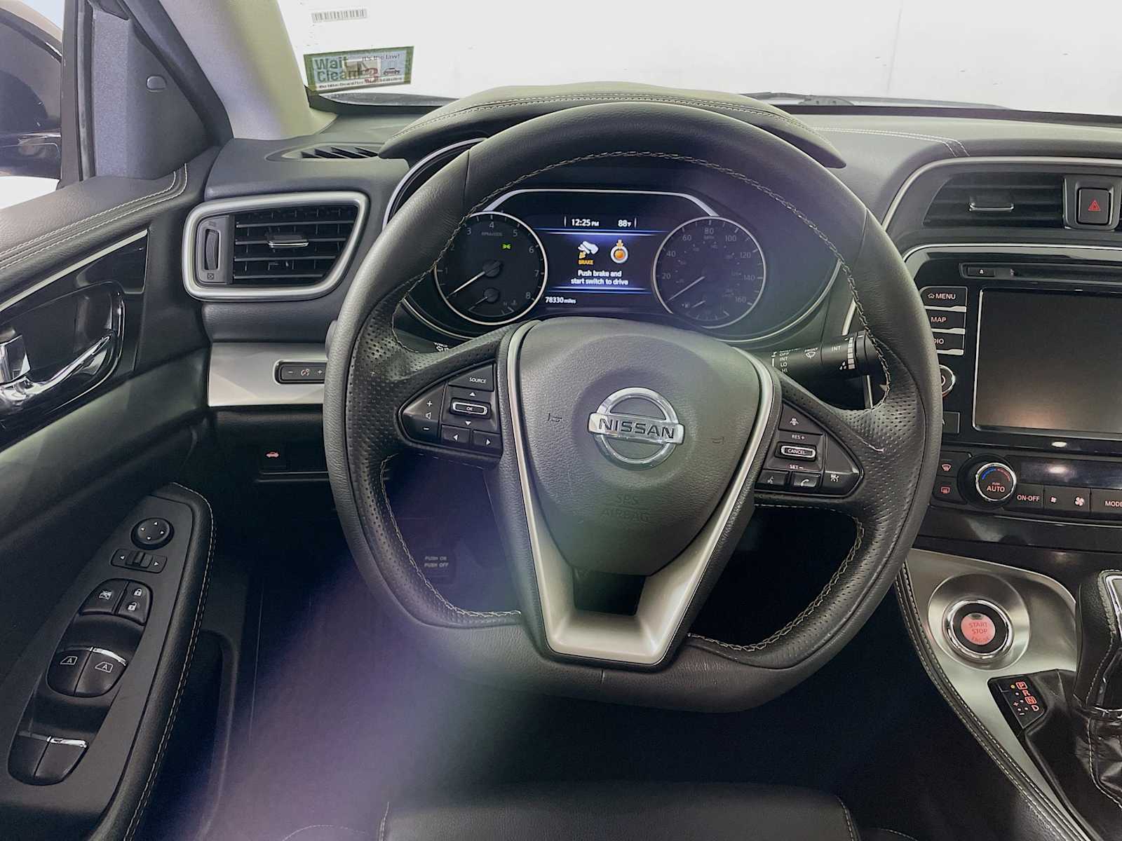 2020 Nissan Maxima SV photo 17
