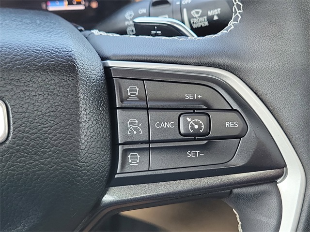 2023 Jeep Grand Cherokee Laredo photo 20
