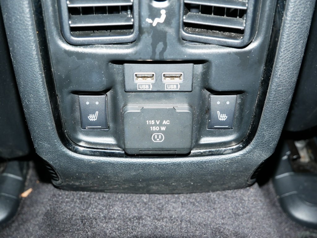 2018 Dodge Durango R/T photo 23