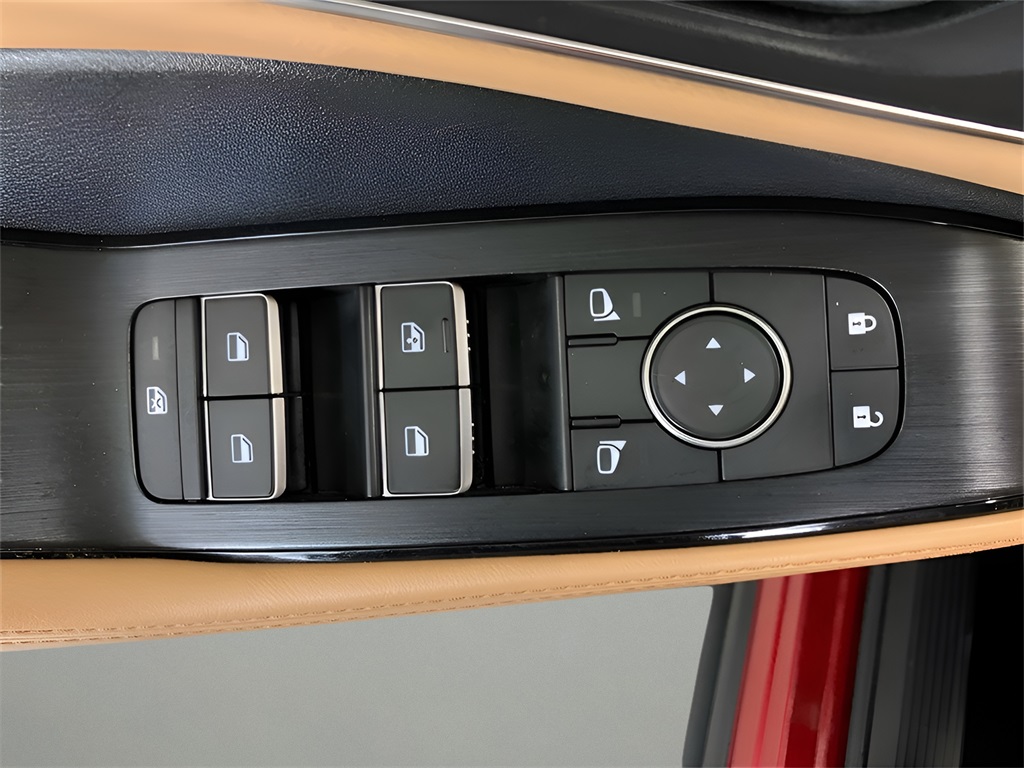 2021 Nissan Rogue Platinum photo 11