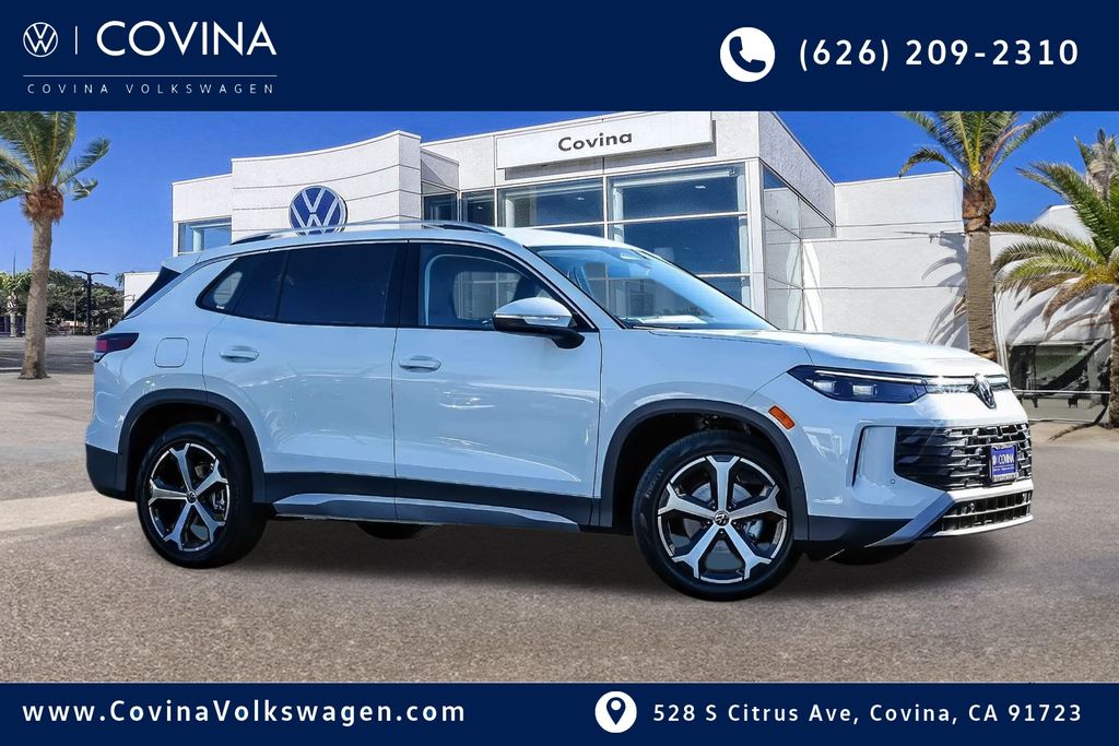 2026 Volkswagen Tiguan SE's photo