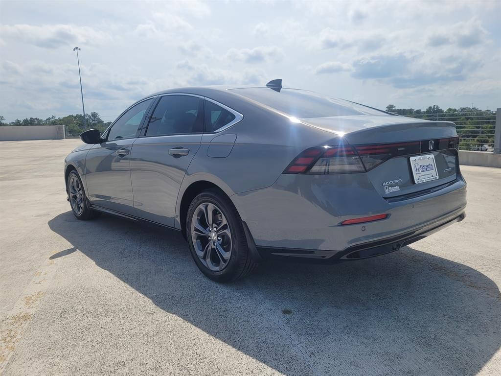 2025 Honda Accord Hybrid EX-L photo 3