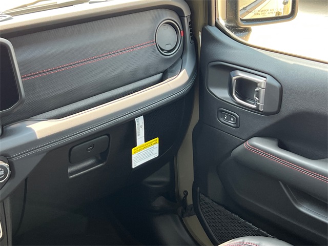 2025 Jeep Gladiator Rubicon photo 13