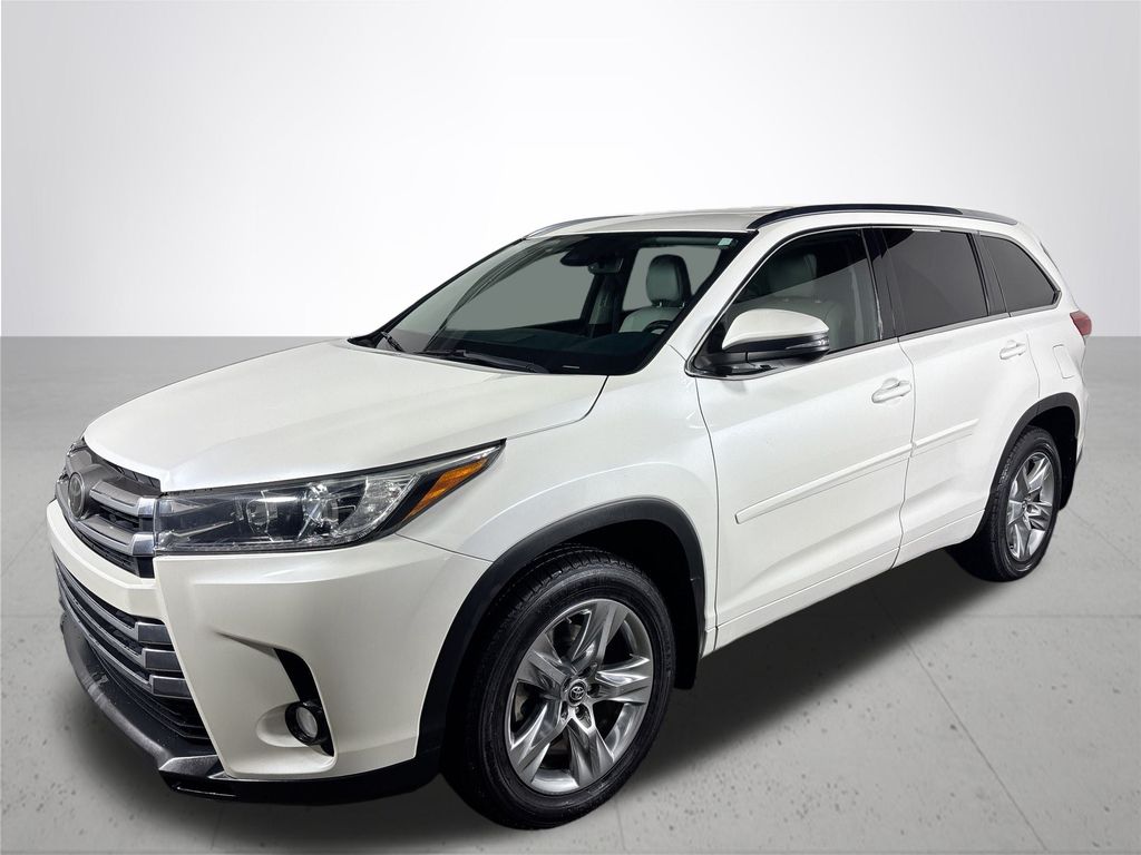 2018 Toyota Highlander Limited Platinum photo 2