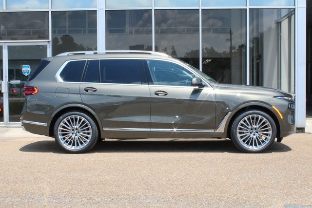 2026 Bmw X7 xDrive40i photo 2