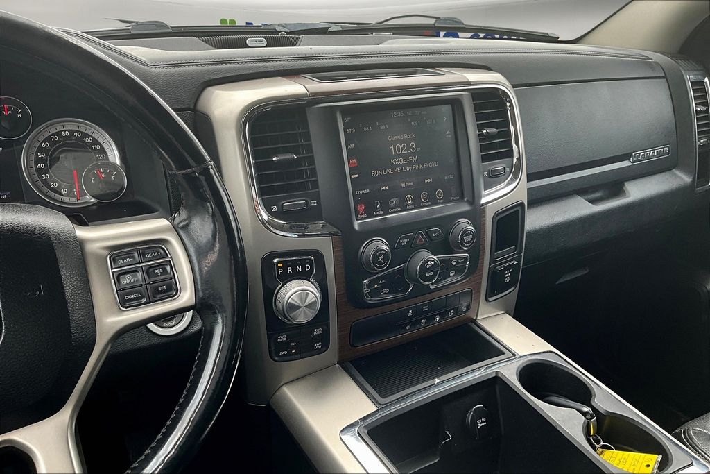 2015 Ram 1500 Laramie photo 7