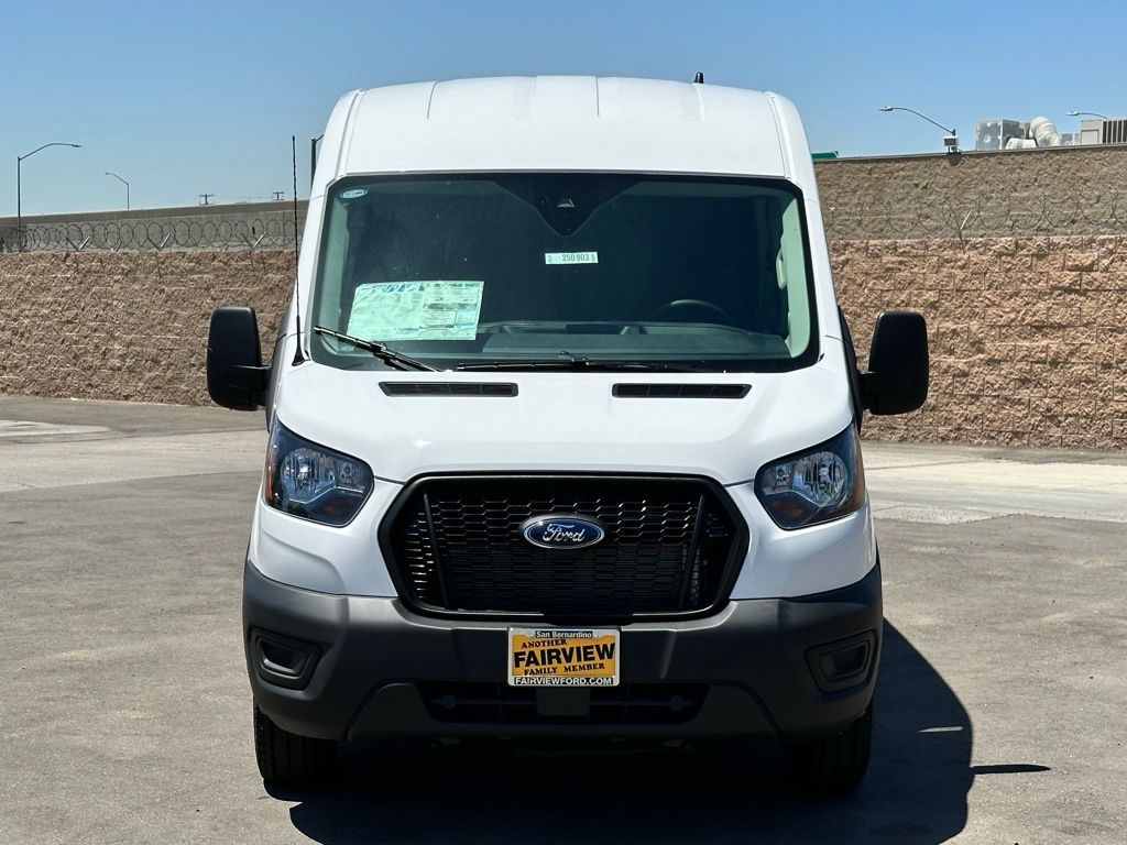 2025 Ford Transit 250