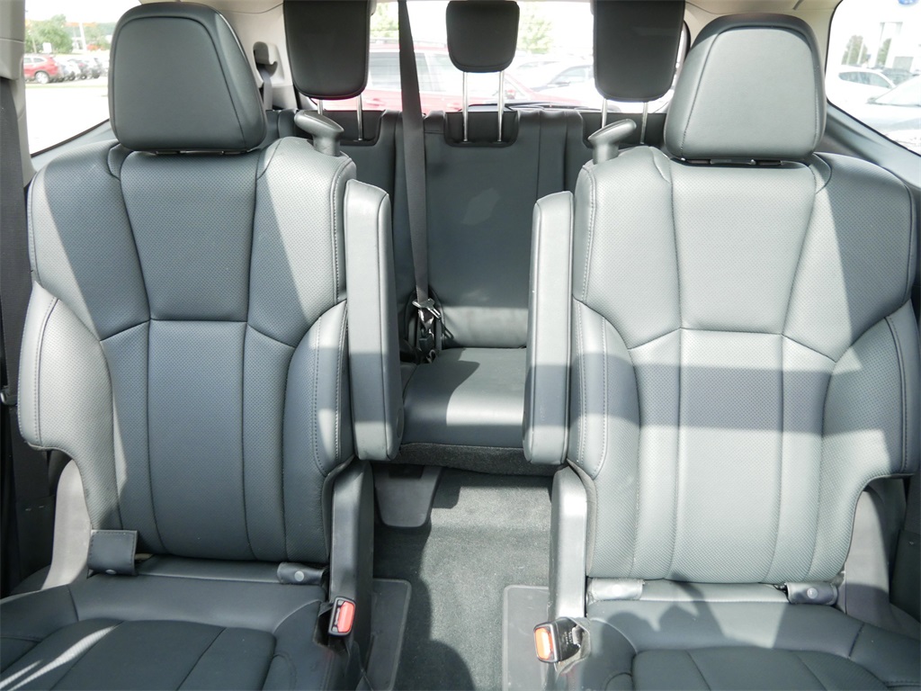 2025 Subaru Ascent Onyx Edition Touring photo 18