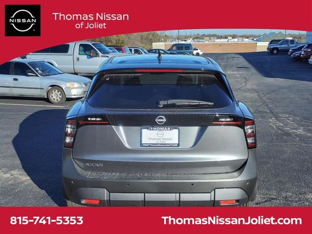 2025 Nissan Kicks SV photo 4