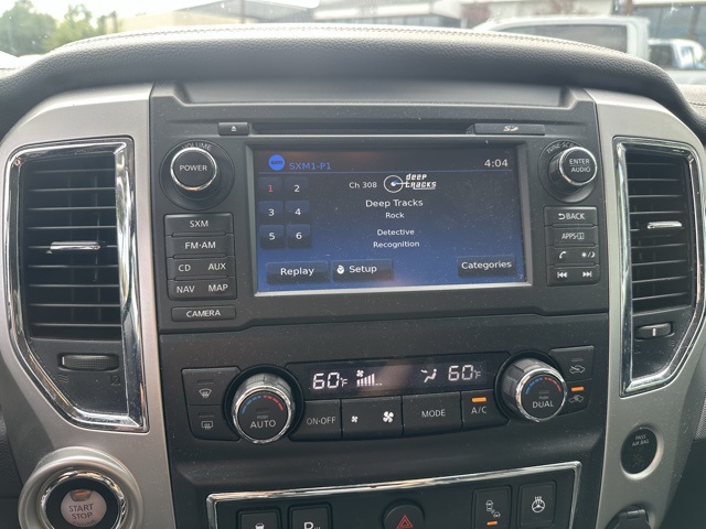 2018 Nissan Titan PRO-4X photo 12