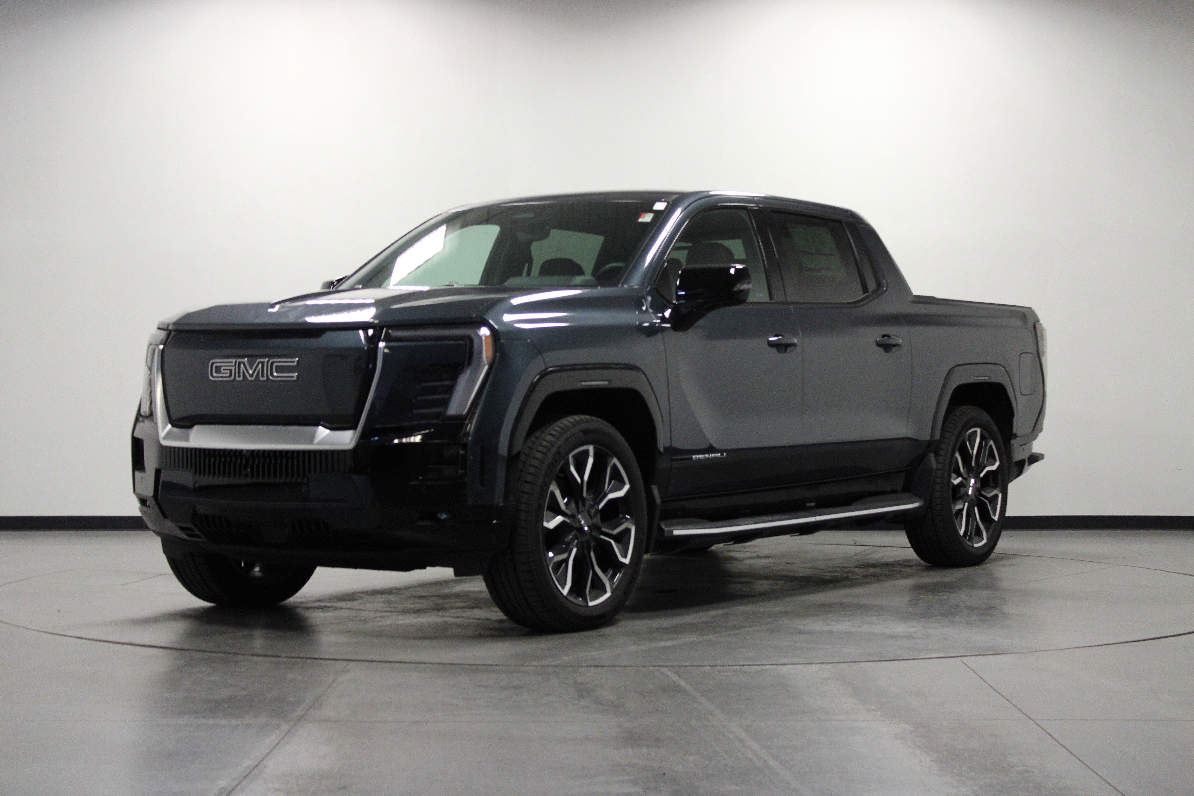 2025 Gmc Sierra EV Denali photo 7