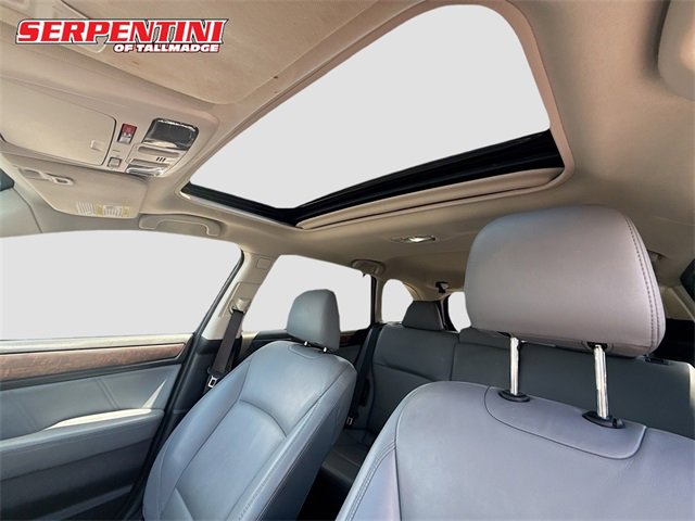 2019 Subaru Outback Limited photo 29