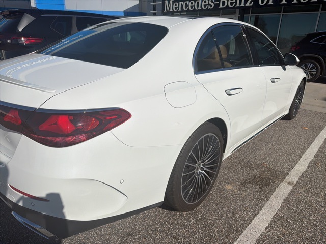 2025 Mercedes Benz E 350 photo 3