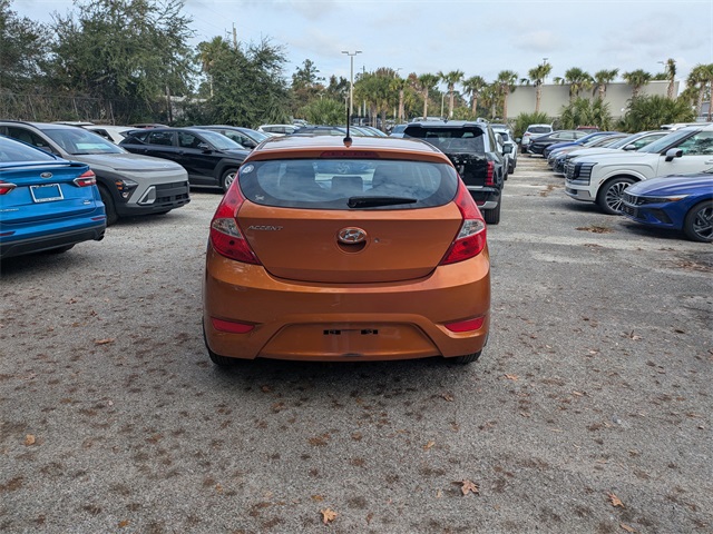 2015 Hyundai Accent GS photo 4